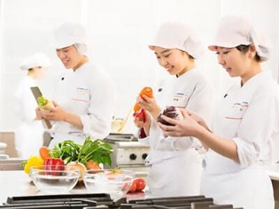 TUYỂN 30 LAO ĐỘNG DIỆN VISA ĐẶC ĐỊNH NGÀNH THỰC PHẨM